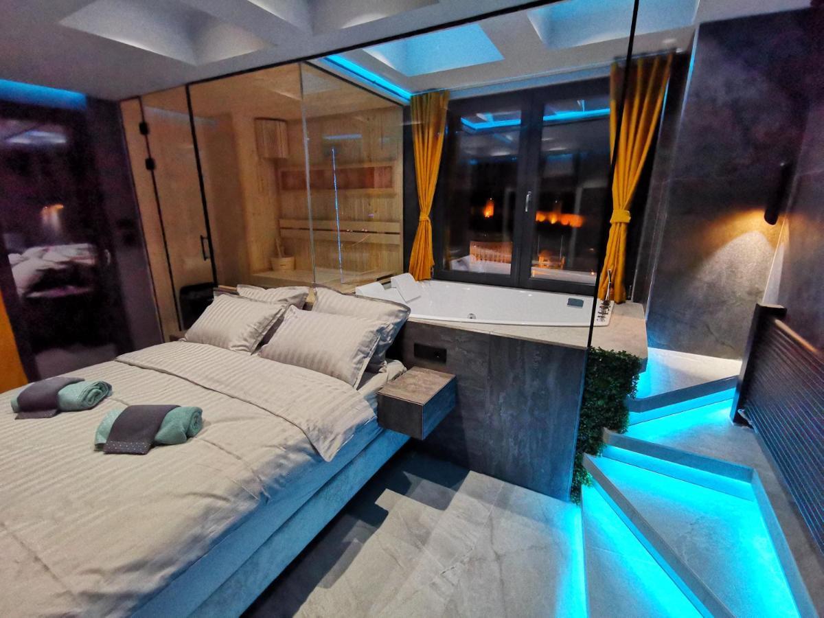 Pentlux - Spa Penthouse In The Heart Of Skopje Buitenkant foto