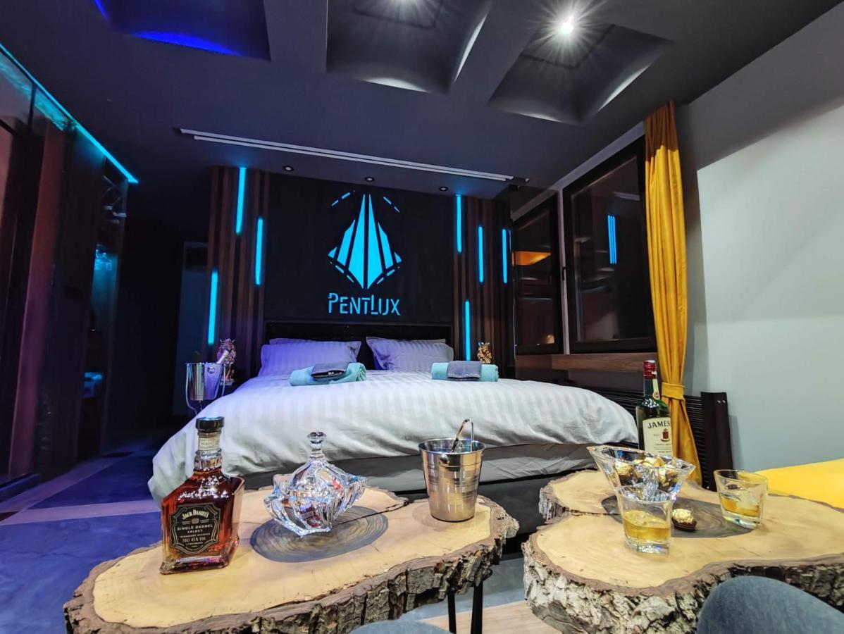 Pentlux - Spa Penthouse In The Heart Of Skopje Buitenkant foto