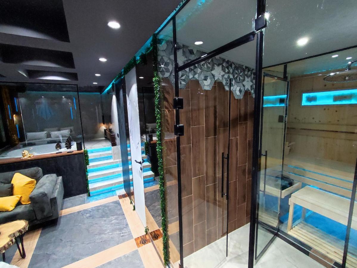 Pentlux - Spa Penthouse In The Heart Of Skopje Buitenkant foto