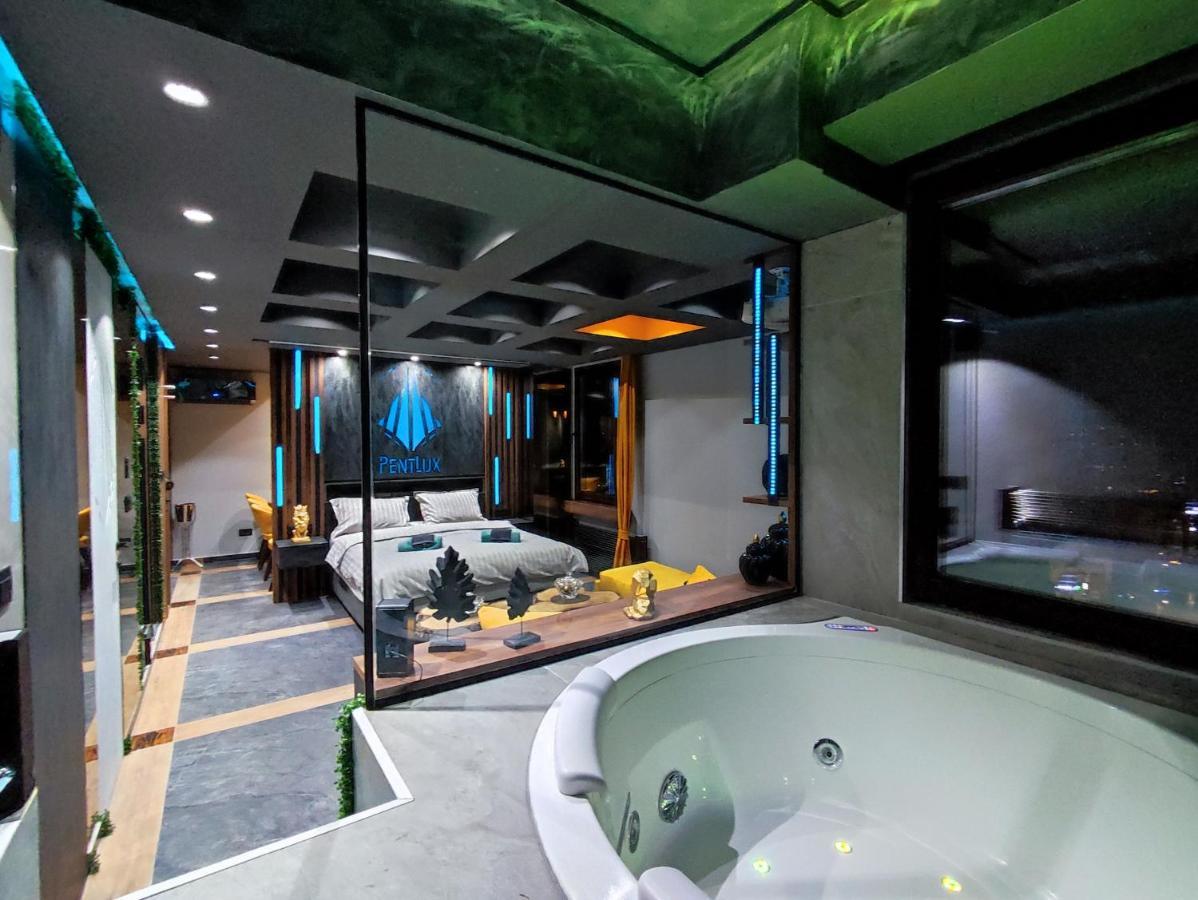 Pentlux - Spa Penthouse In The Heart Of Skopje Buitenkant foto