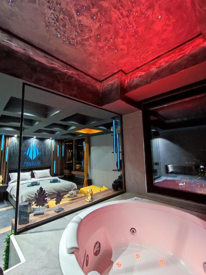 Pentlux - Spa Penthouse In The Heart Of Skopje Buitenkant foto